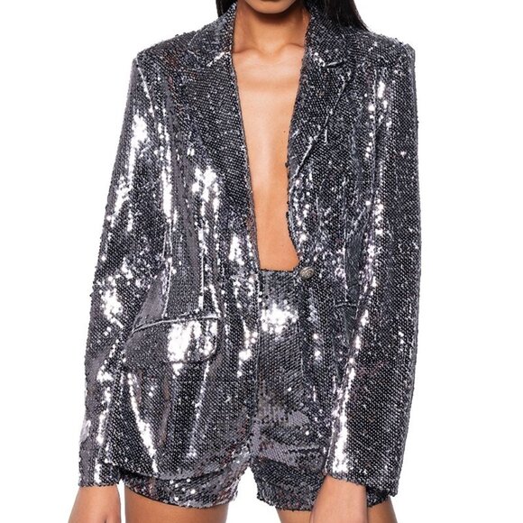 Callie Holiday Sequin Fitted Suit Blazer & Shorts In Hematite Small - Picture 9 of 13